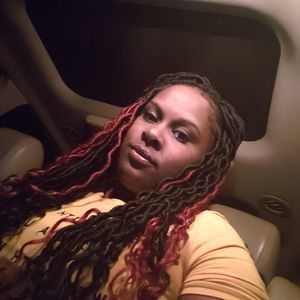 Meet your Posher, Alyce